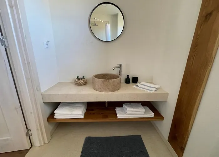 Coral Bay Luxury By Luxury