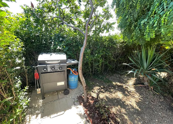 Coral Bay Luxury By Luxury